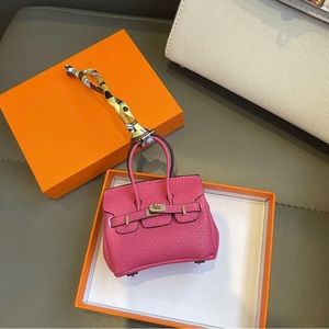 Super cute key fob mini purse charm!